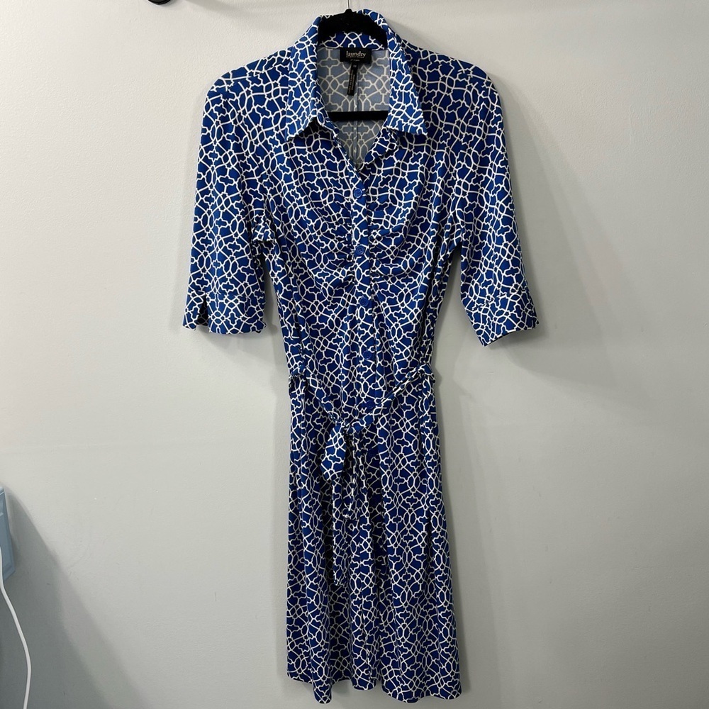 Laundry By Shelli Segal Blue and White Printed Long Sleeve Wrap Dress